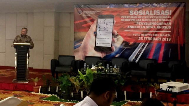 Direktur Jenderal Perhubungan Darat Budi Setiyadi dalam Sosialisasi Aturan Taksi Online, di Merlynn Park, Jakarta, Selasa (26/2). Foto: Nurul Nur Azizah/kumparan