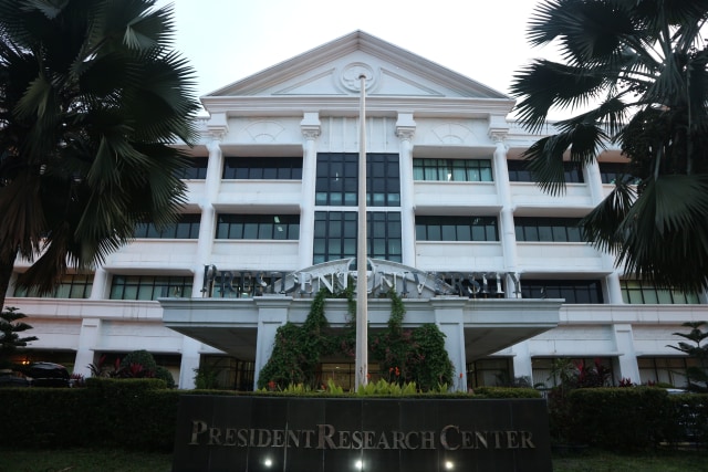 Kampus President University di Cikarang, Bekasi. President University merupakan universitas swasta terakreditasi A yang memiliki empat fakultas dan 16 program studi. (Foto: Mohammad Shihab)