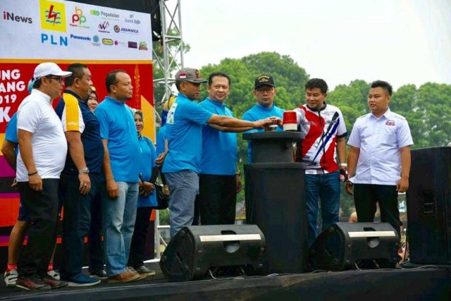 Sepeda Sehat dan Pesta Rakyat Diharapkan Mampu Mendinginkan Suasana Politik Foto: Dok: Bambang Soesatyo