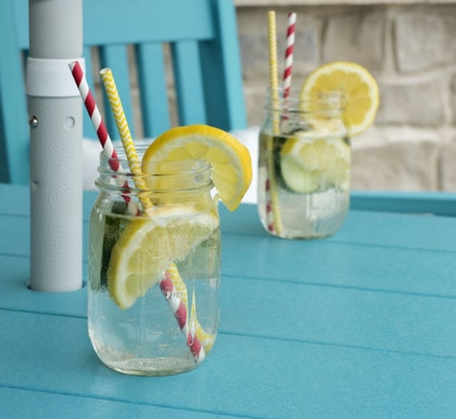 Infused water lemon dan mentimun Foto: dok.Unsplash