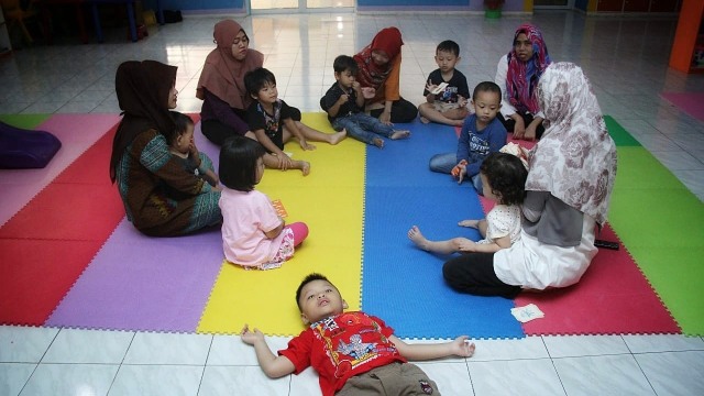 Penitipan Anak, Kinderhive