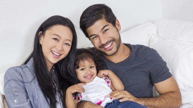 ilustrasi keluarga muda yang bahagia Foto: Shutterstock