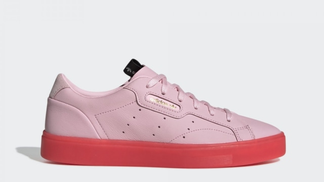 adidas SLEEK