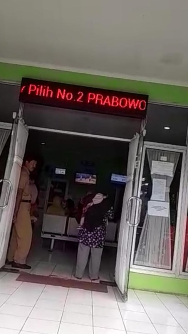 (NOT COVER) Running text puskesmas di Semarang di hack bertuliskan ajak pilih Prabowo