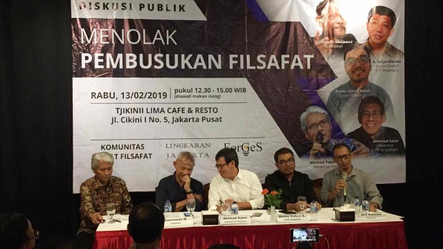 Menolak Pembusukan Filsafat, Cikini