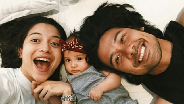 Potret bahagia keluarga Chicco Jerikho. Foto: (Instagram/chicco.jerikho)