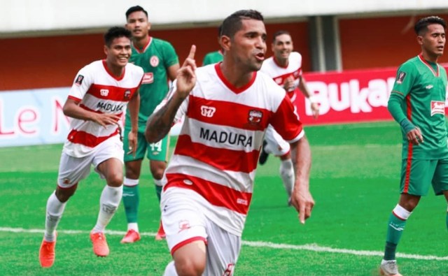 Gol pertama Madura United ke gawang PSS Sleman dicetak Beto Goncalves di Stadion Maguwoharjo, Sleman, Selasa (5/3/2019) sore.