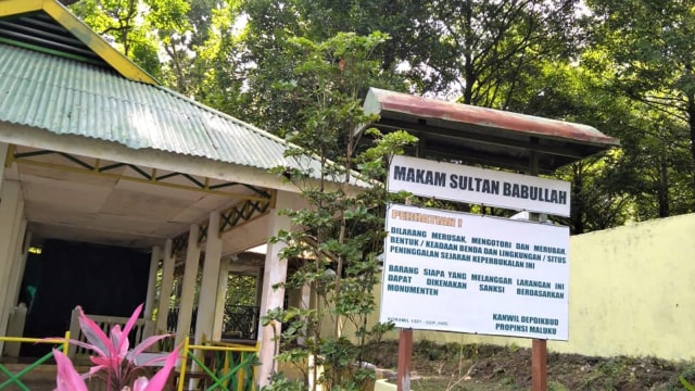 Lokasi makam Sultan Babullah di Foramadiahi, Ternate, Maluku Utara. Foto: Rizal Syam/cermat
