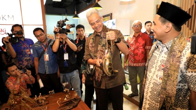 Galeri UMKM di Bandara Ahmad Yani, Gubernur Jateng Ganjar Pranowo