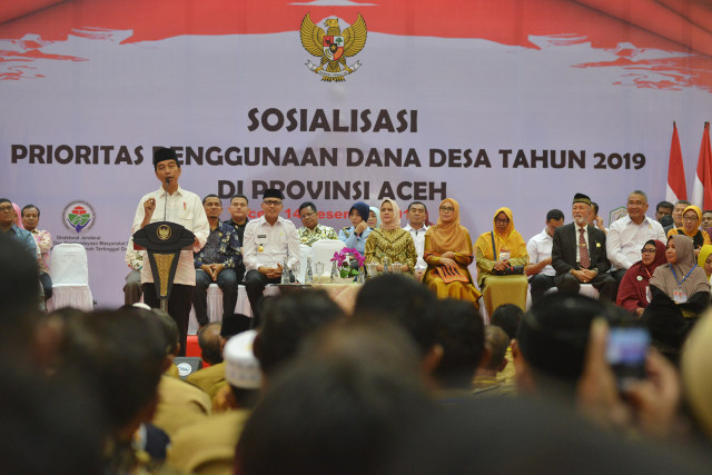 Presiden Joko Widodo saat sosialisasi dana desa di Banda Aceh, (14/12/2018). Foto: Humas Aceh