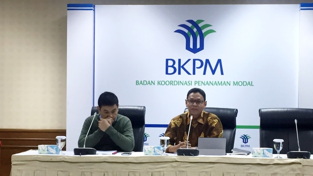 Plt. Deputi Bidang Pengembangan Iklim Penanaman Modal BKPM Yuliot (kanan) dan Direktur Fasilitas Promosi Daerah BKPM Indra Darmawan (kiri). Foto: Selfy Momongan/kumparan