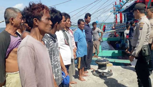 Kru Kapal Tenggelam di Nias Sumatera Utara Ditemukan Selamat 