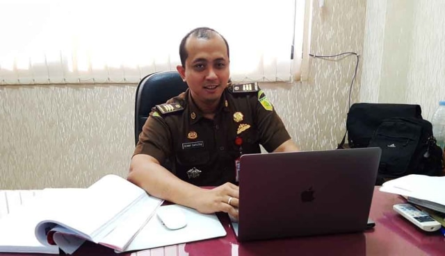 Kasi Pidana Kusus (Pidsus) Kejari Kabupaten Pasuruan, Denny Saputra.