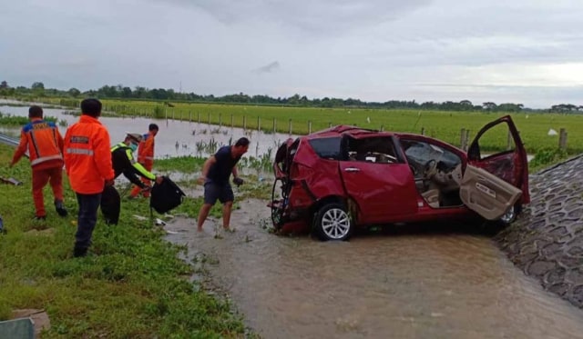 Kecelakaan mobil di Tol Madiun-Nganjuk