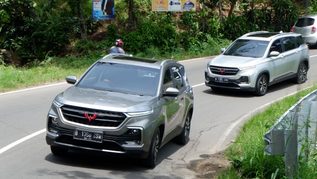 Test drive Wuling Almaz menyusuri jalanan berkelok-kelok menuju Bandung dari Sukabumi Foto: Aditya Pratama Niagara/kumparanOTO