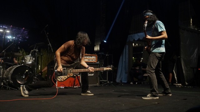 Kelompok Penerbang Roket di The 9th Music Gallery, Senayan, Jakarta, Sabtu (9/3/2019).