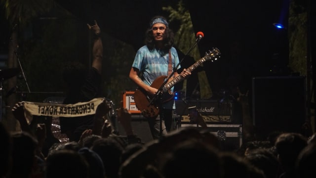 Kelompok Penerbang Roket di The 9th Music Gallery, Senayan, Jakarta, Sabtu (9/3/2019).
