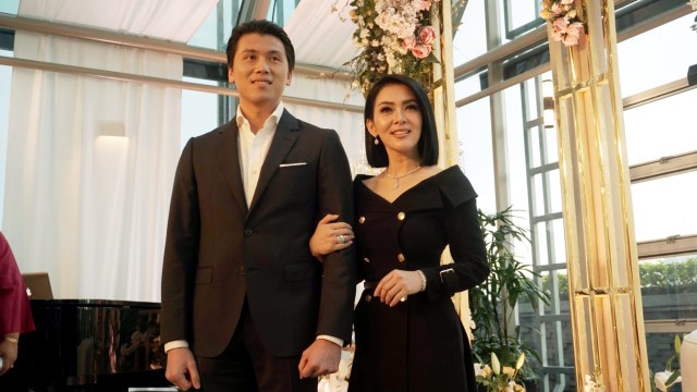 Reino Barack dan Syahrini. Foto: Iqbal Firdaus/kumparan