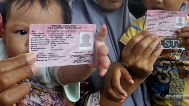 Tips Lancar Urus Akta Kelahiran dan Kartu Identitas Anak (406967)