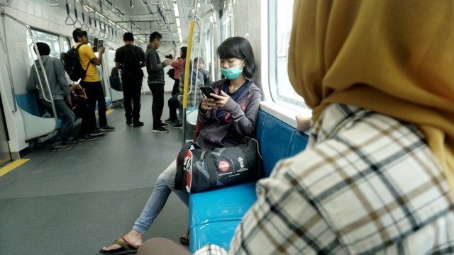 Suasana uji coba publik perdana MRT Jakarta, Selasa (12/3). Foto: Iqbal Firdaus/kumparan