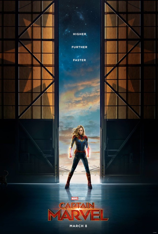 (sumber image: Captain Marvel Movie Poster 2019 - https://cdn.traileraddict.com/content/marvel-studios/captain-marvel-poster.jpg)