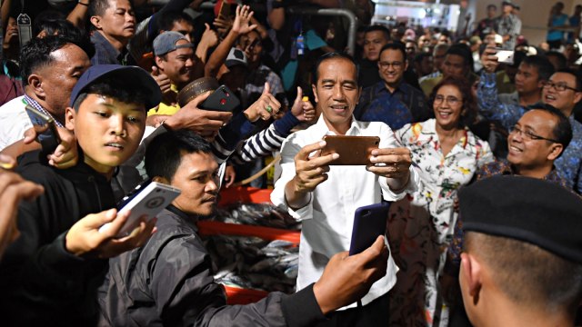 Jokowi, Pasar Ikan Muara Baru, Penjaringan, Jakarta Utara