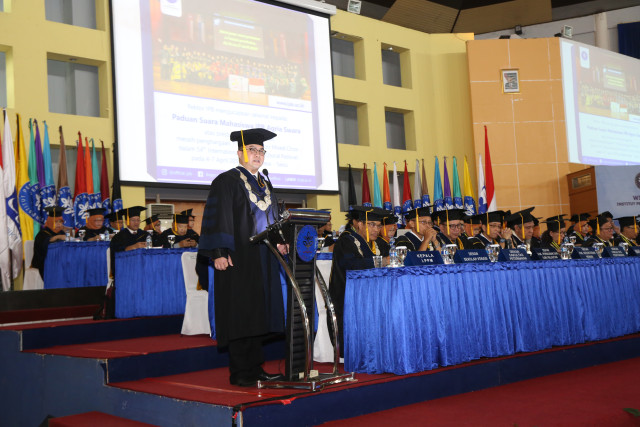 Rektor IPB Dr. Arif Satria