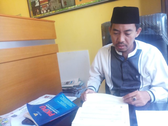 Komisioner KPU Jatim Miftahur Rozaq. (Ryan Hariyanto/MM).