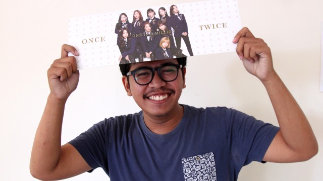 KONTEN SPESIAL K-POP FANBOY