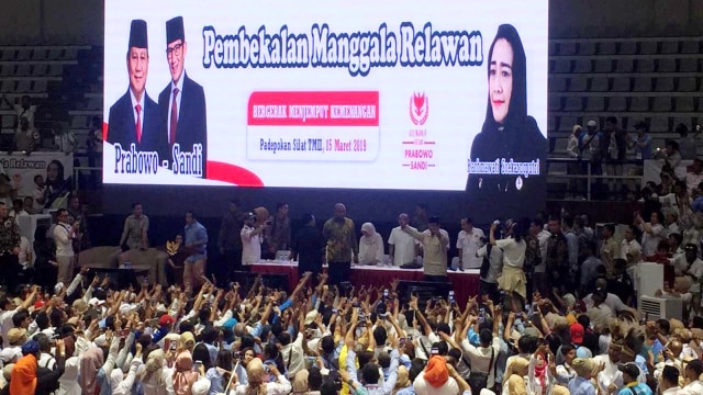 Suasana acara Pembekalan Manggala Relawan, yang dihadiri Capres nomor urut 02 Prabowo Subianto, di Padepokan Silat TMII, Jakarta Timur, Jumat (15/3). Foto: Raga Imam/kumparan