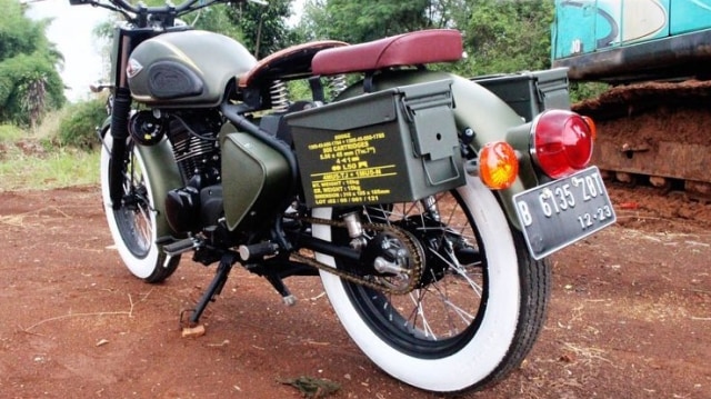 Kawasaki W175 Dirombak Jadi Royal Enfield Classic 500 (518055)