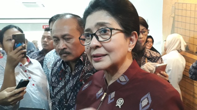 Menteri Kesehatan, Nila Moeloek, saat ditemui di Yogyakarta, Jumat (15/3/2019). Foto: ken