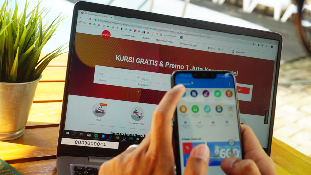 LIPSUS, Airasia, Ilustrasi Mencari Tiket Pesawat