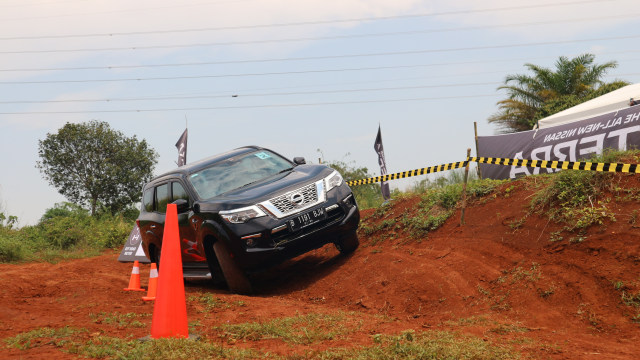 Otomotif, Test Drive, nissan Terra, NIssan, off-road,