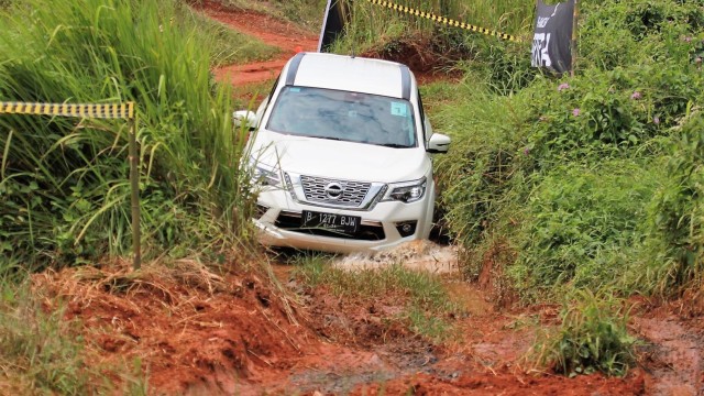 Otomotif, Test Drive, nissan Terra, NIssan, off-road,