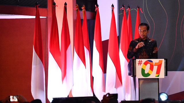 Calon Presiden petahana Nomor Urut 01 Joko Widodo menghadiri Konsolidasi H-30 Pemilu Presiden dan Wakil Presiden Tahun 2019 di Hotel Borobudur, Jakarta, Minggu (17/3/2019). Foto: ANTARA FOTO/Sigid Kurniawan