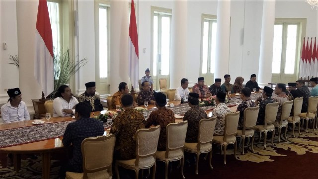 Presiden Jokowi menerima kunjungan silaturahmi dari Forum Betawi Rempug di Istana Bogor,  Jawa Barat. Foto: Fahrian Saleh/kumparan