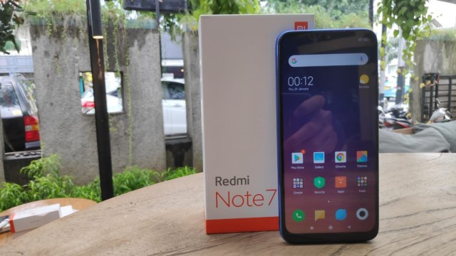Smartphone Redmi Note 7. Foto: Jofie Yordan/kumparan