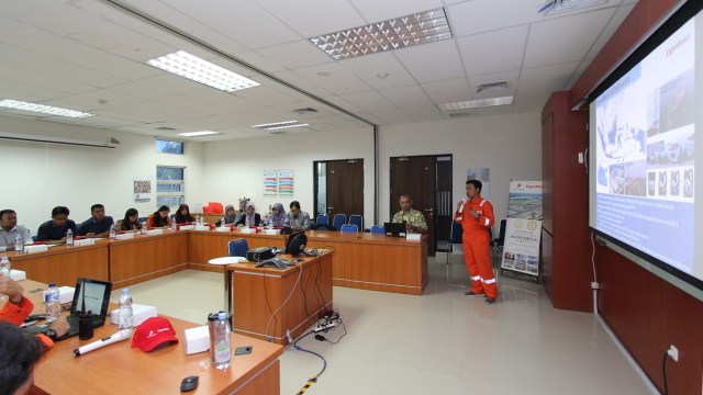 0319 EMCL 02.jpg