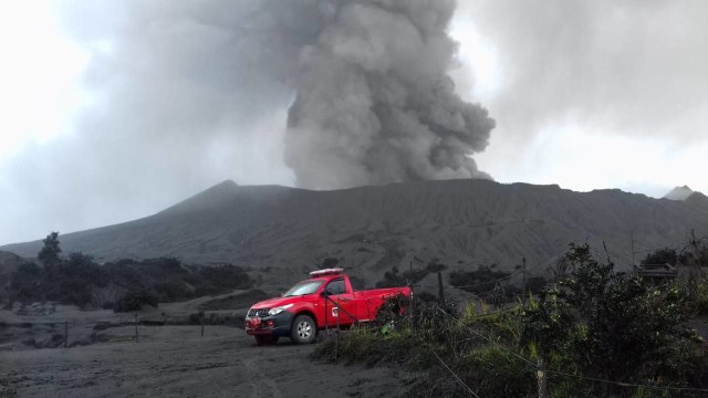 Potret erupsi Gunung Bromo. Foto: Dok. BNPB