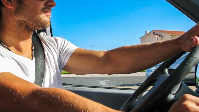 Berita Populer: Ini Etika Nyetir Mobil di Tol; SIM C Moge dan Motor Listrik (23163)
