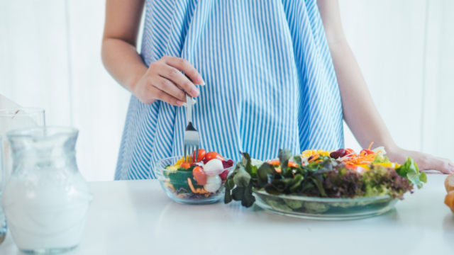 Ilustrasi pola makan sehat untuk ibu hamil Foto: Shutterstock