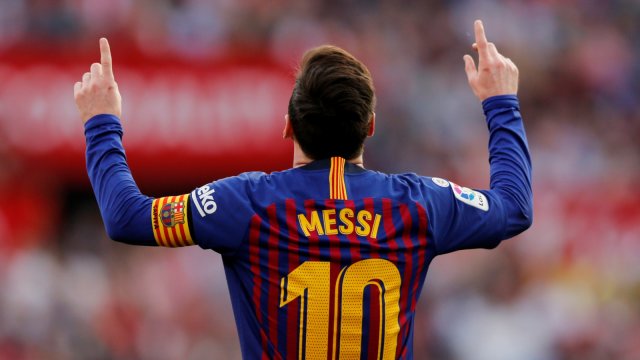 Messi cetak hat-trick ke gawang Betis. Foto: Reuters/Marcelo Del Pozo