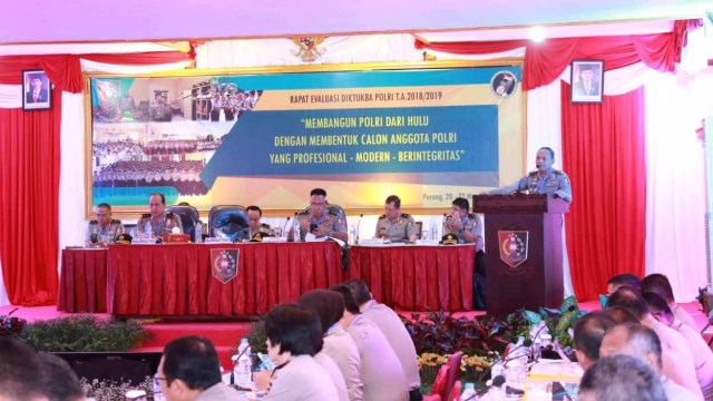 31 Kepala Sekolah Polisi Negara (SPN) dan Kapusdik, Jawa Timur