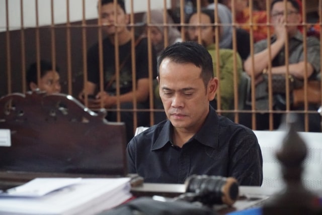 Fahmi Darmawansyah, terdakwa kasus pemberian suap mantan Kalapas Sukamiskin, di Pengadilan Tipikor Bandung. (Ananda Gabriel)