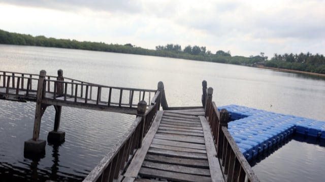 Danau di Gili Meno