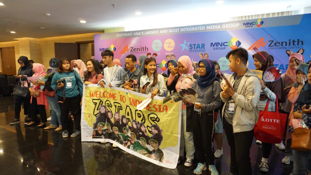 Fans Z Girls dan Z Boys