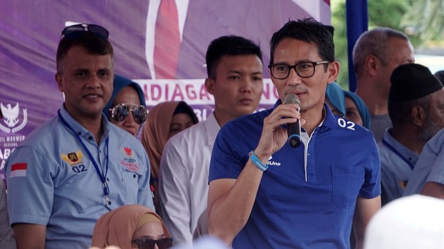 Calon Wakil Presiden nomor urut 02, Sandiaga Uno berkampanye di Bukit Duri, Jakarta, Kamis (21/3). Foto: Jamal Ramadhan/kumparan