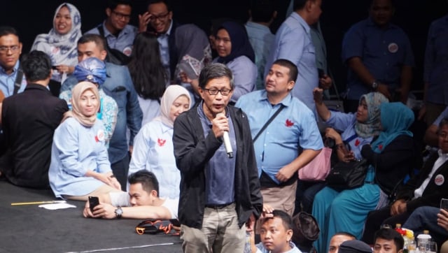 Aksi Jokowi dan Prabowo di Panggung Kampanye Akbar (10798)