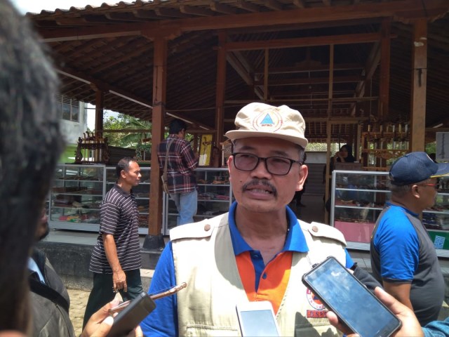 Kepala Pelaksana Badan Penanggulangan Bencana Daerah (BPBD) Kabupaten Bantul, Dwi Daryanto, saat diwawancarai di Bantul, Jumat (22/3/2019). Foto: erl.